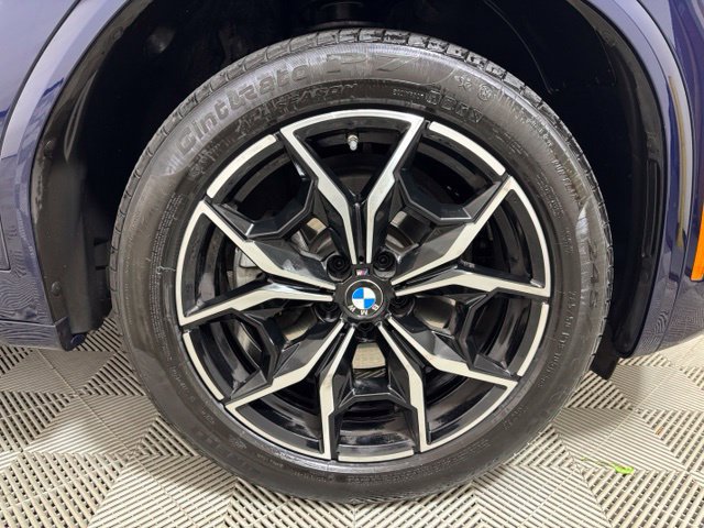 Certified 2024 BMW X4 xDrive30i w/ Premium Package AWD/4WD image 23