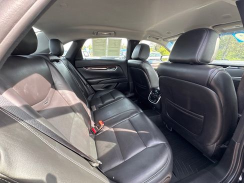 Used 2017 Cadillac XTS Luxury image 9