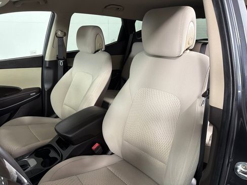 Used 2018 Hyundai Santa Fe Sport image 13