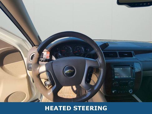 Used 2014 Chevrolet Suburban LTZ AWD/4WD image 9