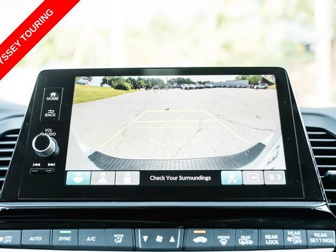 Used 2025 Honda Odyssey Touring image 22