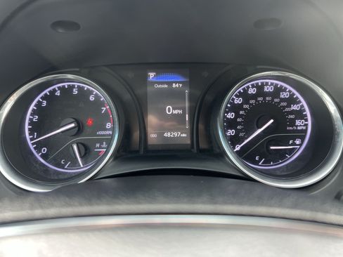 Used 2018 Toyota Camry LE FWD image 17