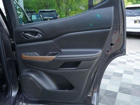 Used 2019 GMC Acadia SLE FWD image 56