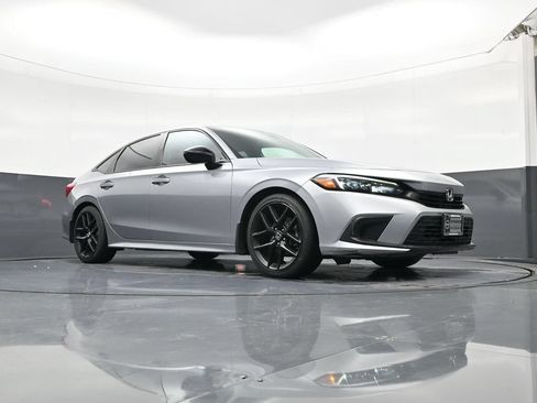 Used 2023 Honda Civic Sport image 19