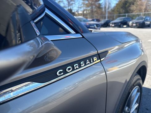 Used 2021 Lincoln Corsair FWD w/ Premium Package image 10