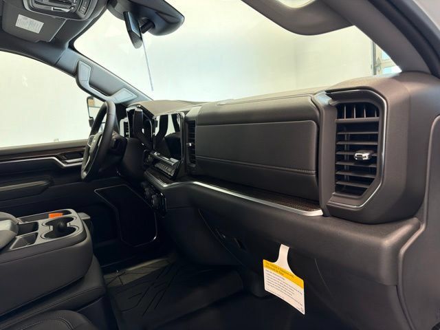 New 2026 Chevrolet Silverado 3500 LT w/ Z71 Chrome Sport Edition AWD/4WD image 28