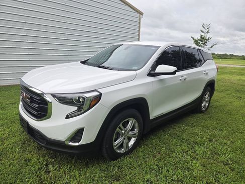 Used 2018 GMC Terrain SLE FWD image 1