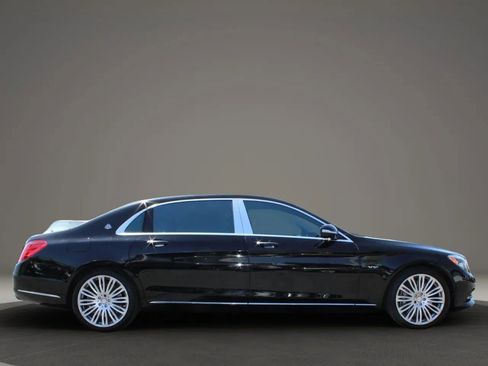 Used 2016 Mercedes-Benz Maybach S 600 image 7