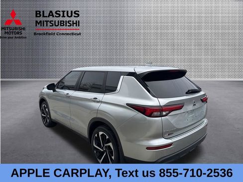 Used 2022 Mitsubishi Outlander ES AWD/4WD image 6