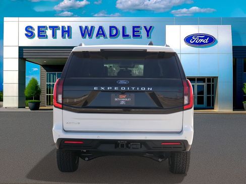 New 2025 Ford Expedition Active AWD/4WD image 5