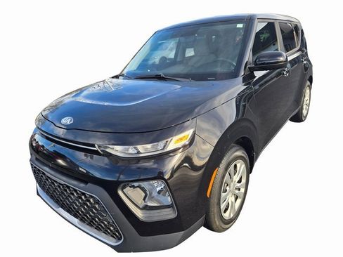 Used 2020 Kia Soul LX image 8