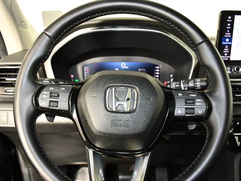Certified 2026 Honda Pilot image 19