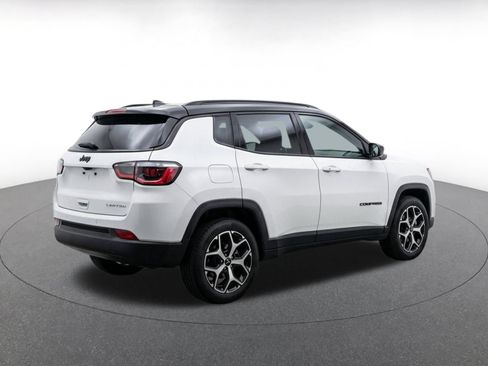 Used 2025 Jeep Compass Limited AWD/4WD image 8