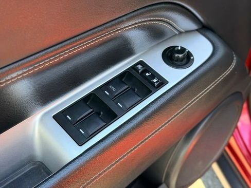 Used 2017 Jeep Compass High Altitude AWD/4WD image 17