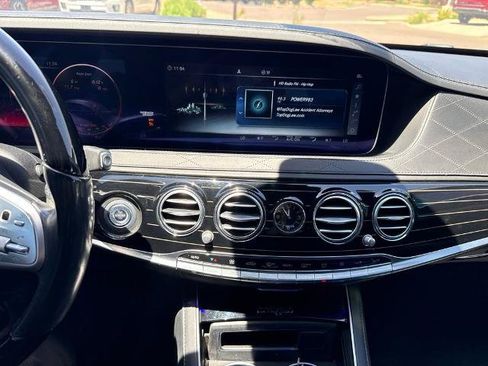 Used 2018 Mercedes-Benz S 560 4MATIC Sedan image 8