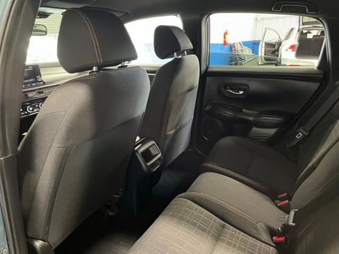 Used 2023 Honda HR-V Sport image 17