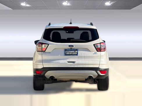 Used 2017 Ford Escape SE w/ SE Leather Comfort Package image 10