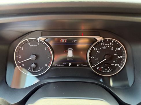 Used 2026 Nissan Rogue SV AWD/4WD image 18