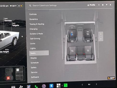 Used 2024 Tesla Cybertruck AWD Crew Cab image 32