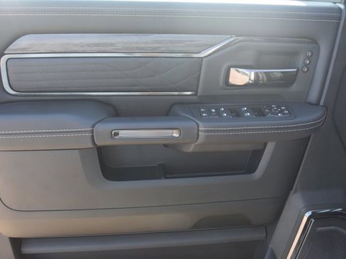 New 2026 RAM 2500 Limited image 16