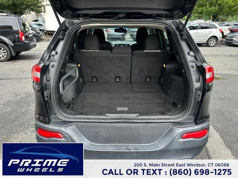 Used 2014 Jeep Cherokee Latitude image 11