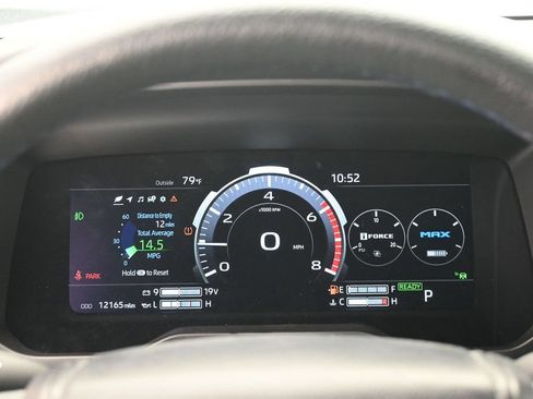 Used 2025 Toyota Sequoia Platinum AWD/4WD image 13