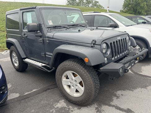 Used 2017 Jeep Wrangler Sport w/ Quick Order Package 24S AWD/4WD image 1