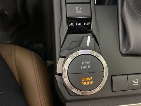 New 2025 Toyota 4Runner Limited image 24