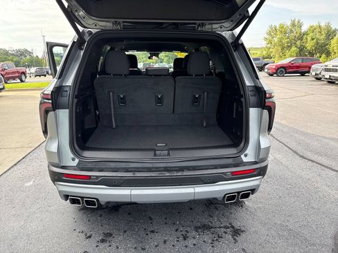 Certified 2024 Chevrolet Traverse LT w/ LPO, Floor Liner Package AWD/4WD image 31
