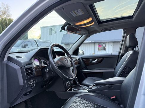 Used 2012 Mercedes-Benz GLK 350 4MATIC image 13