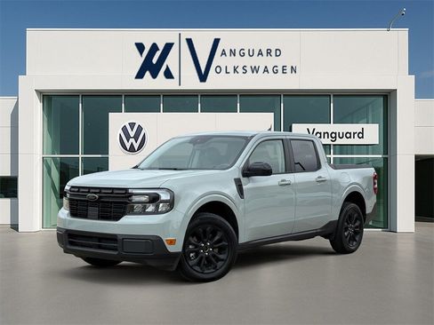 Used 2024 Ford Maverick Lariat w/ Black Appearance Package image 1