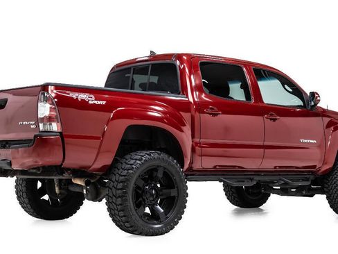 Used 2012 Toyota Tacoma PreRunner w/ TRD Sport Pkg image 3