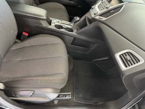 Used 2017 GMC Terrain SLE w/ Convenience Package image 29