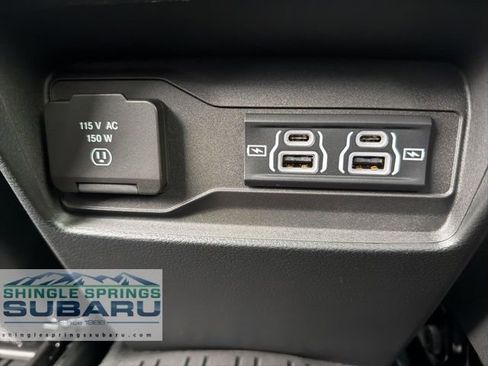 Used 2025 Jeep Grand Cherokee Laredo w/ Luxury Tech Group I image 31