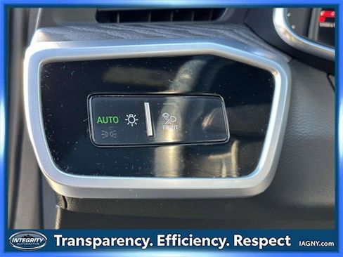 Used 2024 Audi A6 Premium Plus image 24