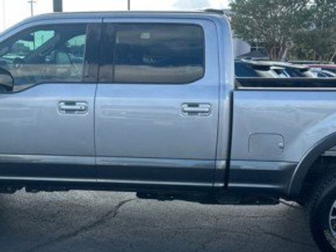 Used 2020 Ford F250 Lariat w/ Lariat Value Package AWD/4WD image 10