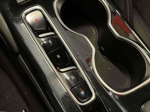 Used 2023 Buick Envision Preferred image 26