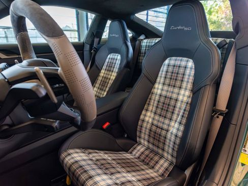 Used 2025 Porsche 911 Turbo S AWD/4WD image 32