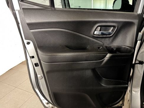 Used 2018 Honda Ridgeline RTL-T image 12