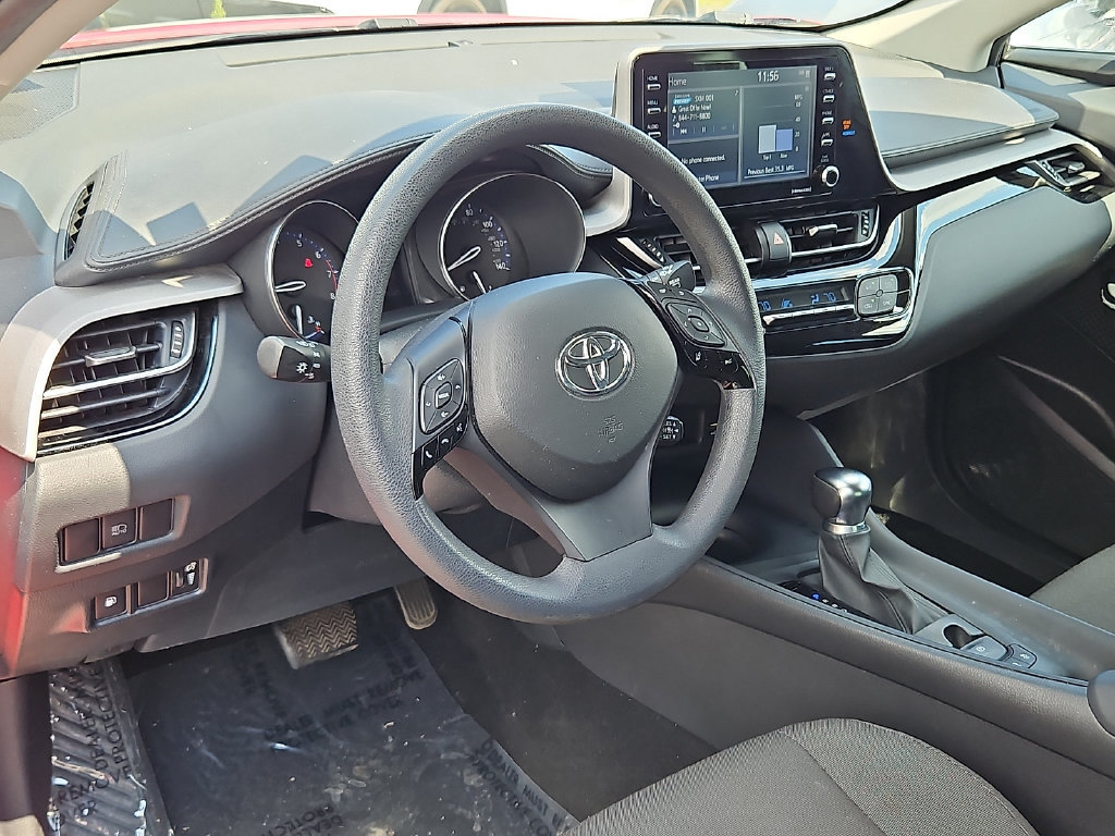 Used 2020 Toyota C-HR LE FWD image 25
