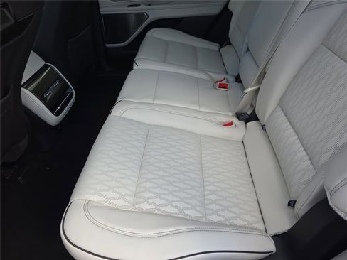 New 2026 Lincoln Nautilus Black Label AWD/4WD image 12