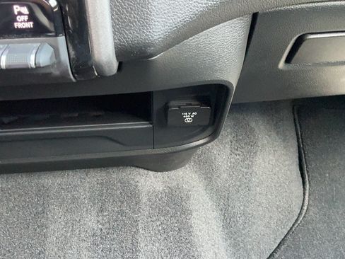 New 2026 RAM 2500 Tradesman AWD/4WD image 26