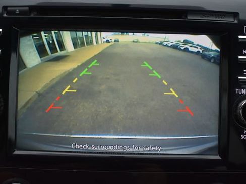 Used 2017 Nissan Murano S FWD image 24