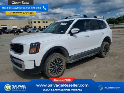 Used 2024 Kia Telluride EX w/ EX Captain's Chair Package