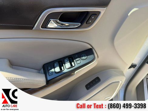 Used 2020 GMC Yukon XL Denali w/ Open Road Package image 22