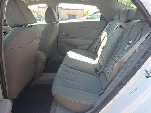 New 2026 Hyundai Elantra SEL Sport FWD image 6