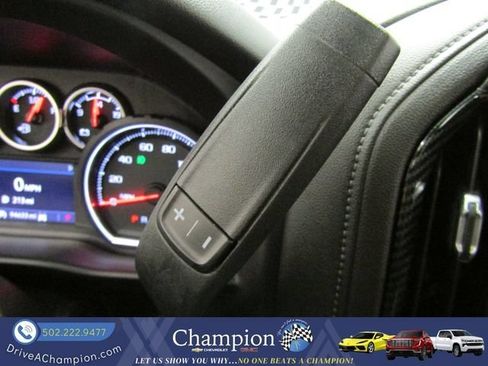 Used 2020 Chevrolet Silverado 1500 LT Trail Boss w/ Midnight Edition AWD/4WD image 34