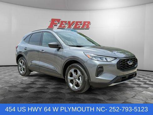 Used 2025 Ford Escape ST-Line AWD/4WD image 7
