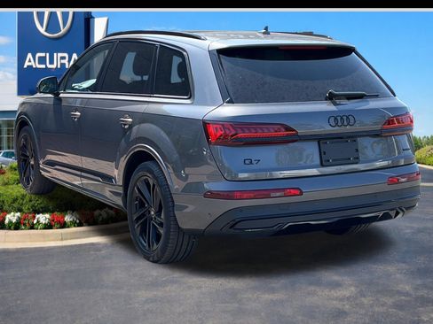 Used 2023 Audi Q7 3.0T Prestige w/ Prestige Package AWD/4WD image 3
