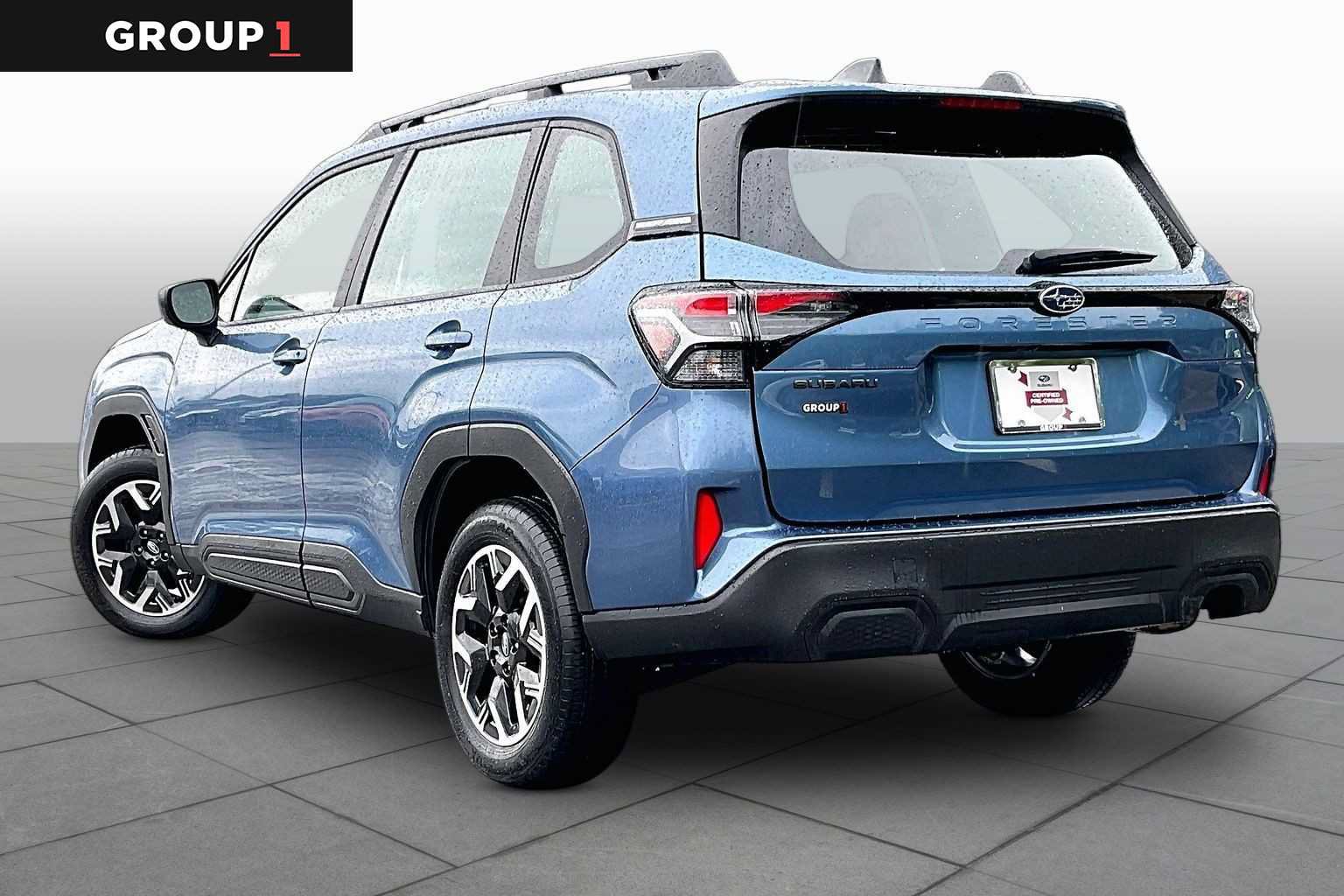 Certified 2025 Subaru Forester AWD/4WD image 12